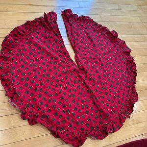 Festive Red Christmas Tree Skirt
